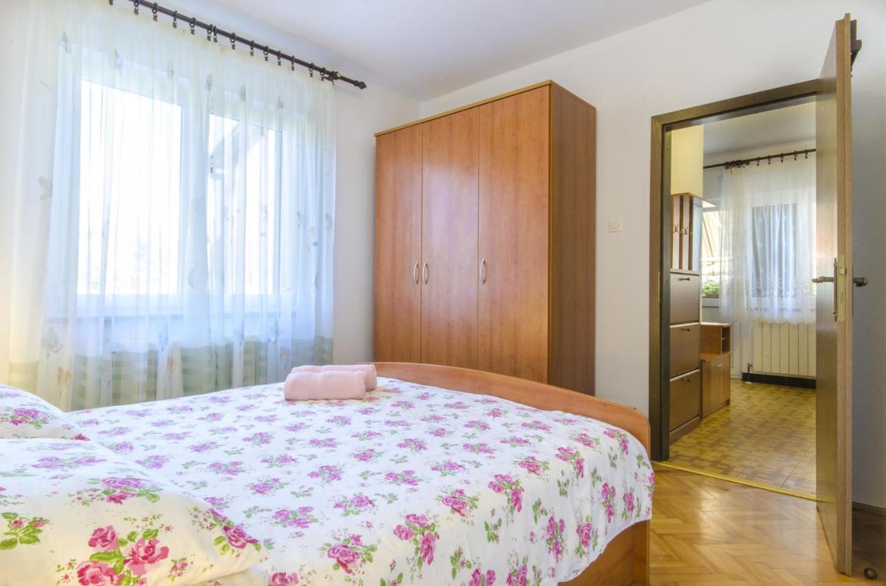 Apartment In Rovinj/Istrien 11533 ภายนอก รูปภาพ