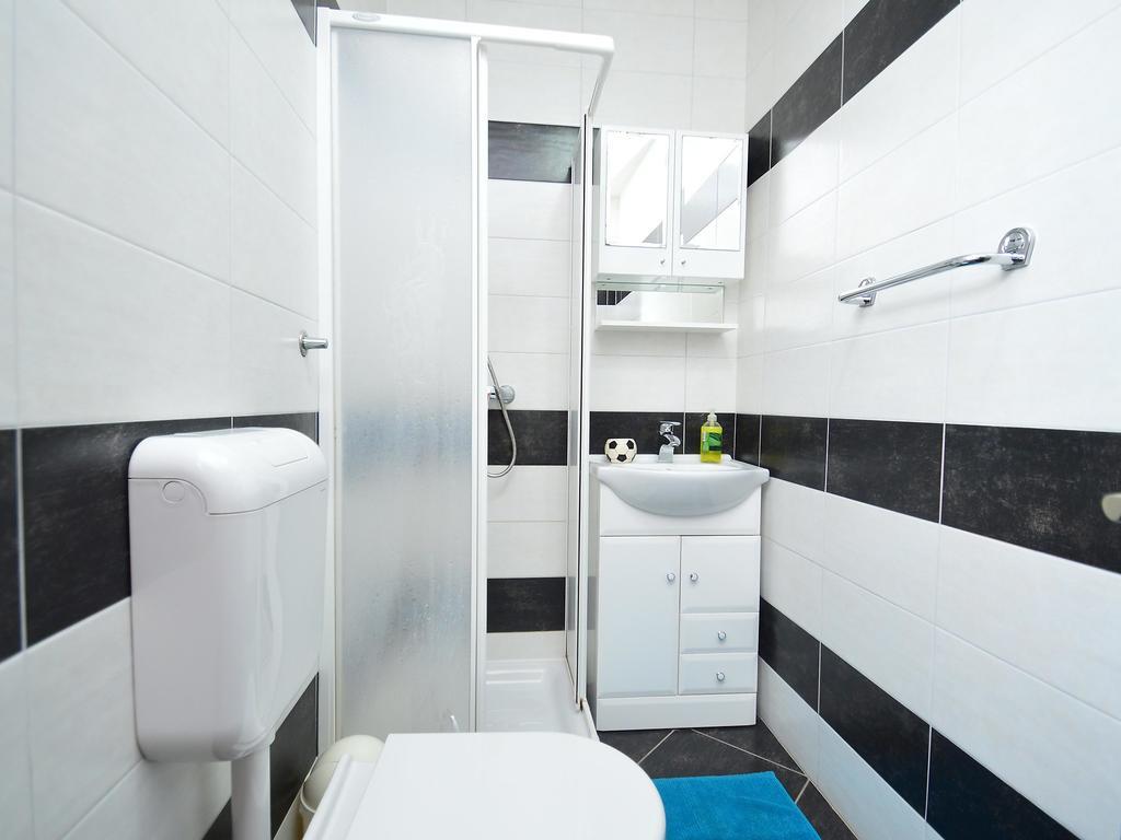 Apartment In Rovinj/Istrien 11533 ภายนอก รูปภาพ